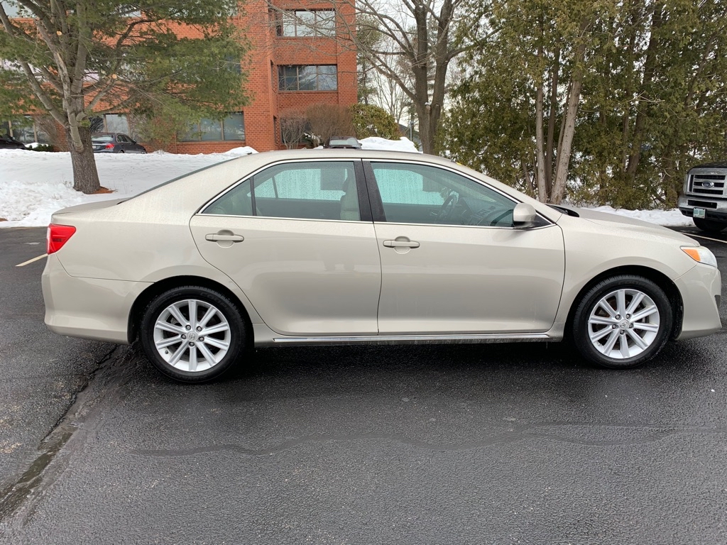 2013 TOYOTA CAMRY